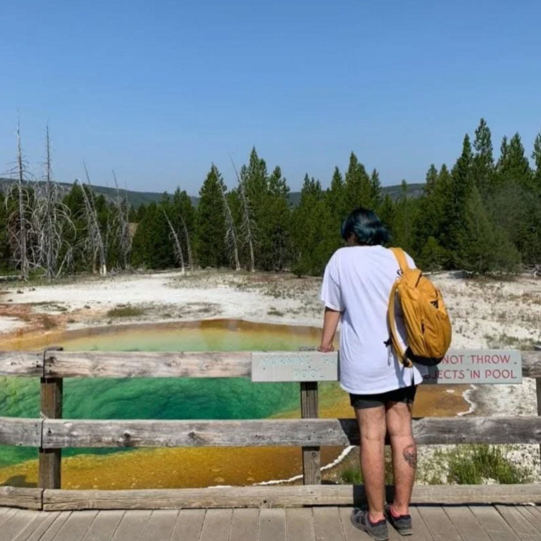 <h2>Yellowstone National Park</h2><br>Yael<br><span class='hastagdes'></span>